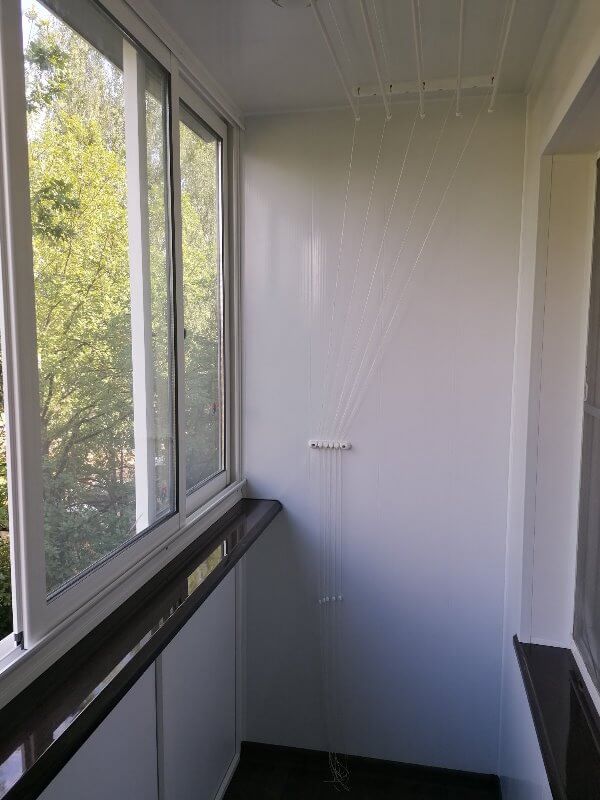 Ремонт балкон в панельном доме с остеклением в Москве
